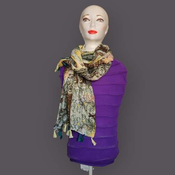 Womens Elegant Green and Yellow Scarf - Picture 5 of 11